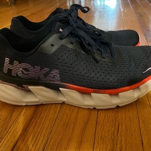 Women’s HOKA size 8.5